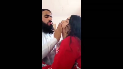 Sexy muslim bhabhi boobs suck sex tharki maulana ke sath