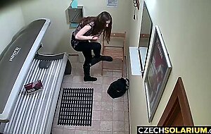 18 y/o playing with her pussy in solarium,