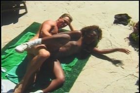 Superb Hot Ebony Babe Gets Smashed by a White Cock in the Backyard