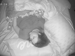 mother I'd like to fuck Plays With Her Vagina Intensely Previous to Daybed