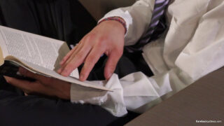 Les amateurs Glenn Hut et Leonel Russell, enculés