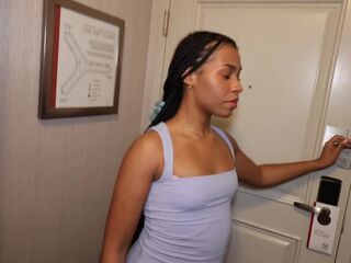 Flexible babe convinces her Personal Trainer to cheat - The Apollo Show x Ami Bue