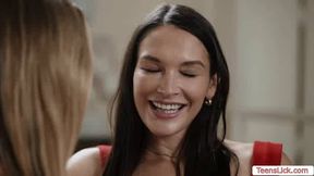 Fucking my hot friend using new strap on