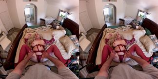 Stepmom in Lingerie Fucked by Stepson