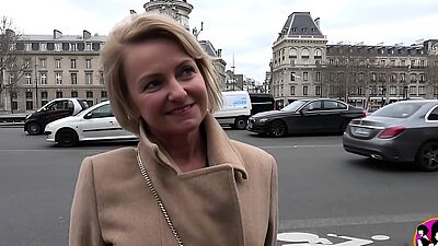 50yo blonde milf Cynthia having a hardcore gangbang