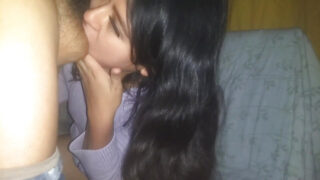 Wanita Latin amatir berbokong besar ini mendapatkan vaginanya yang sempit ditusuk dari sudut pandang orang pertama sebelum mendapatkan ejakulasi di anus yang menjijikkan.