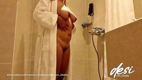 Indian Bhabhi Gets Steamy in the Bathroom with Her Curvy Body