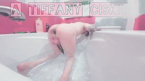 Butt Girl Tiffany Ciskiss Bath Time Xl Plug