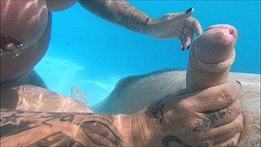 MFF Swimming Pool Threesome with Underwater Blowjob