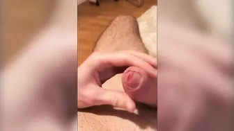 German twink edges and moans before shooting cum