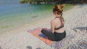 Ginger Sea Beach Yoga Pants Excercise Turns into Reverse Cowgirl Creampie