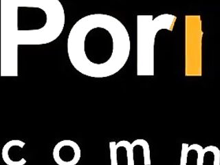 Masajeando mi gran pene dentro de mi ropa internal