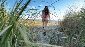 exhibitionist adventure on the beach