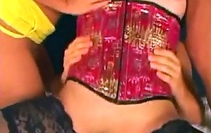 Sucking and fucking threesome fun