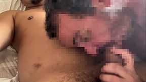 Porteiro cheirando o suvaco e gostando com tes&atilde_o do inquilino gordao.