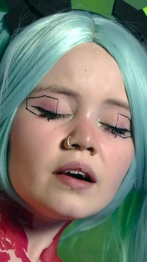 Rebecca Nikson Shows Us Her Marvelous Titties in Anime Cosplay