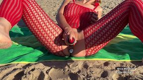 baisee et enculee par 1 voyeur a la plage + bukkake: 24 ejacs voici pour ce ...