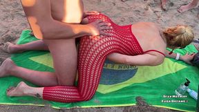 baisee et enculee par 1 voyeur a la plage + bukkake: 24 ejacs voici pour ce ...