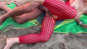 baisee et enculee par 1 voyeur a la plage + bukkake: 24 ejacs voici pour ce ...