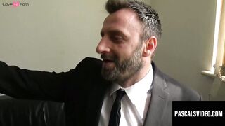 Caitlin Minx enjoys her wet pussy getting hard drilled