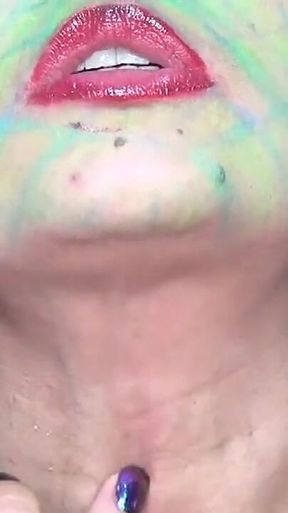 Woow! I Am a Sexy and Voluptuous Snake Swallowing Snakes!