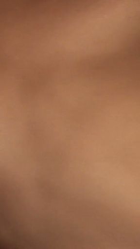 Sexy girl allowed herself to be filmed for a new iphone - 4k   Clip 2