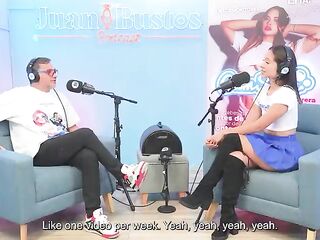 This babe fantasies of becoming the human centipede!! The amoral Callmemarie can't stop orgasming as that babe talks about her dirtiest fetishes!
