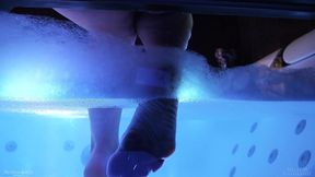 j ai pu profiter d un bon jacuzzi lors de on sejour a toulouse. j ai pense a...