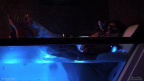 j ai pu profiter d un bon jacuzzi lors de on sejour a toulouse. j ai pense a...