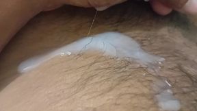 Bhabhi ki chudai mein wo maza nahi jo bhabhi ko yaad kar ke hilane mein hai aaj mera lund bhabhi ki yaad mein bahut tarp raha raha