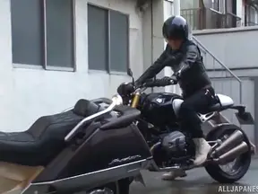 Tsuno Miho's Hot Ass Gets Fingered & Fucked Sensually by Lovers