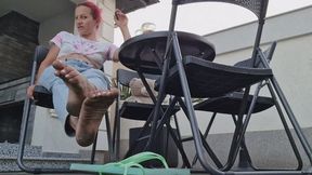 SMOKING GODDESS MOCKS YOU WITH HER DIRTY FEET – COFFEE BREAK HUMILIATION