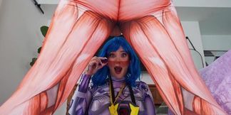 Charli Phoenix and Kali Roses in reverse cowgirl and teabagging action