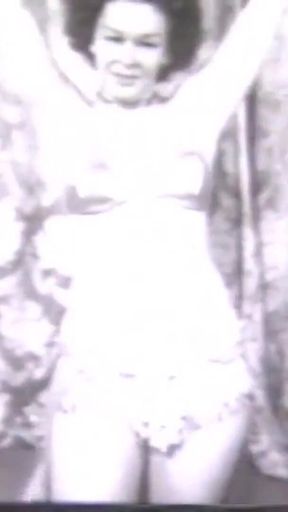 L Woman Dances in the Theatre