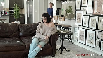 Stepmom&#039_s Creampie Caper with Olive Glass and Oliver Faze