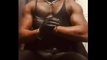 Preview Clips Black Muscle Dad Leather Flex Nipple Play