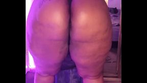 The Arrogant Goddess Dominatrix