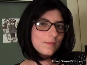 Lara Gets Herself off with a Parsnip