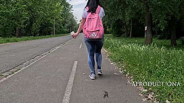 Eva wetting her Jeans in the lake park