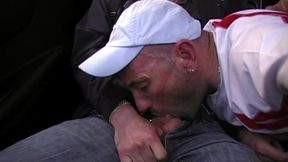 baise par un rebeu hetero au bord de la garonnetrop bon de sucer ce rebeu ...