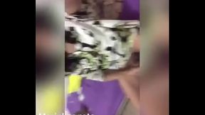 Minha amiga trans quase mim pega batendo uma gozei gostoso olhando pra rua