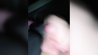デブ女装は車で射精