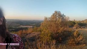 Exhibicionismo, me folle el culo en público sin lubricante y me destrocé el culo.