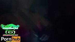 CHICA tetas grandes me pide ser su uber &mdash;  la pongo a mamar mientras que conduzco videos porno xxx