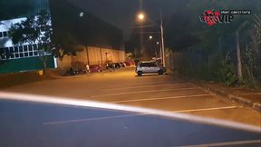 F&atilde_ Novinho colocou o corno pra mama me fodeu no estacionamento de uma grande loja da cidade. | Cristina Almeida