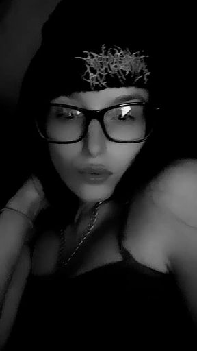 Check out my only fans if you wanna chat hehe