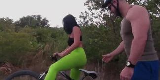 Luna Star's Cuban Booty Gets Hardcore Workout Bangin' in Spandex