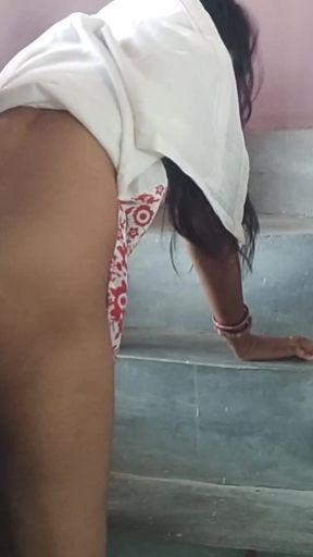 Spectacular moment from &quot;Ghar mein akele Makan owner ki beti ko  apne pass Bula kar Fuck kar Diya&quot;