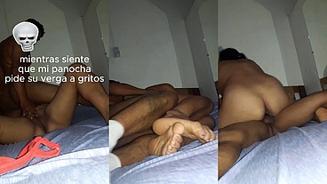 Esposa poniendole el cuerno a su marido por primera vez.