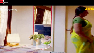 Indian Desi Girl's Hot Dance-Off in Bollywood Style